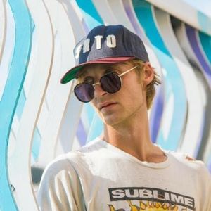 Meet your Posher, Stephen